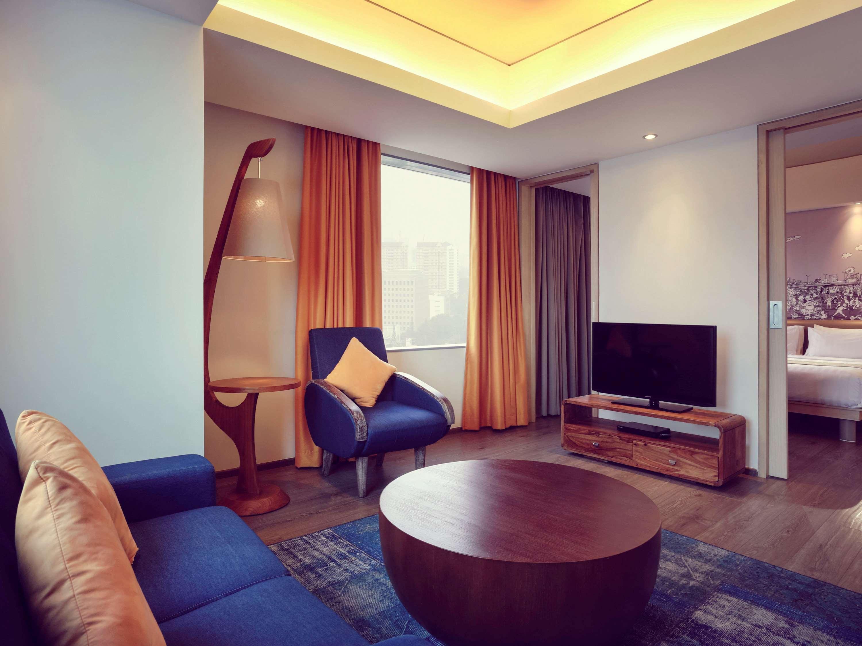 Mercure Jakarta Simatupang Ngoại thất bức ảnh